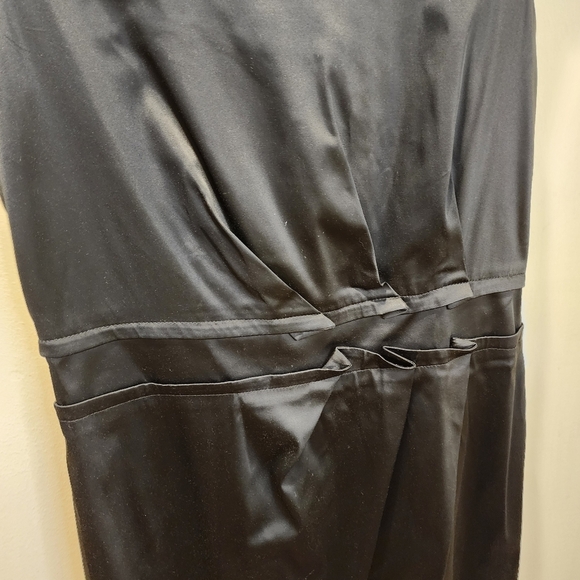 Talbots Elegant Black Sleeveless Satin Formal Dress Size 14 - Picture 6 of 12